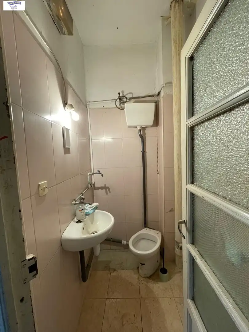 Badezimmer von Geschaftsraum zum Verkauf in Albacete