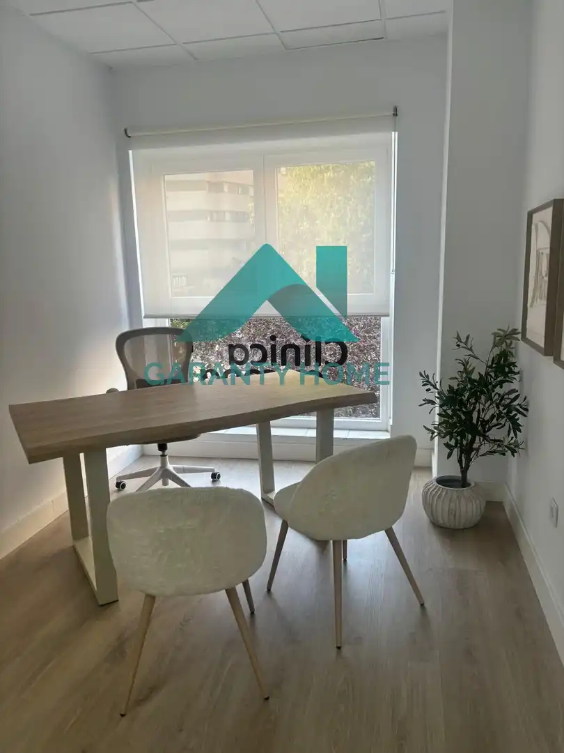 Ufficio con ascensore in affitto a Casco Antiguo, imagen 17