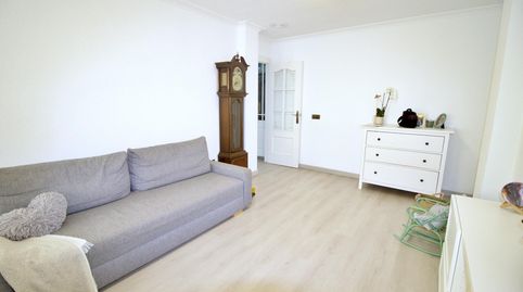 Foto 3 de Apartament en venda a Reina Victoria - Miguel Hernández, Elche / Elx