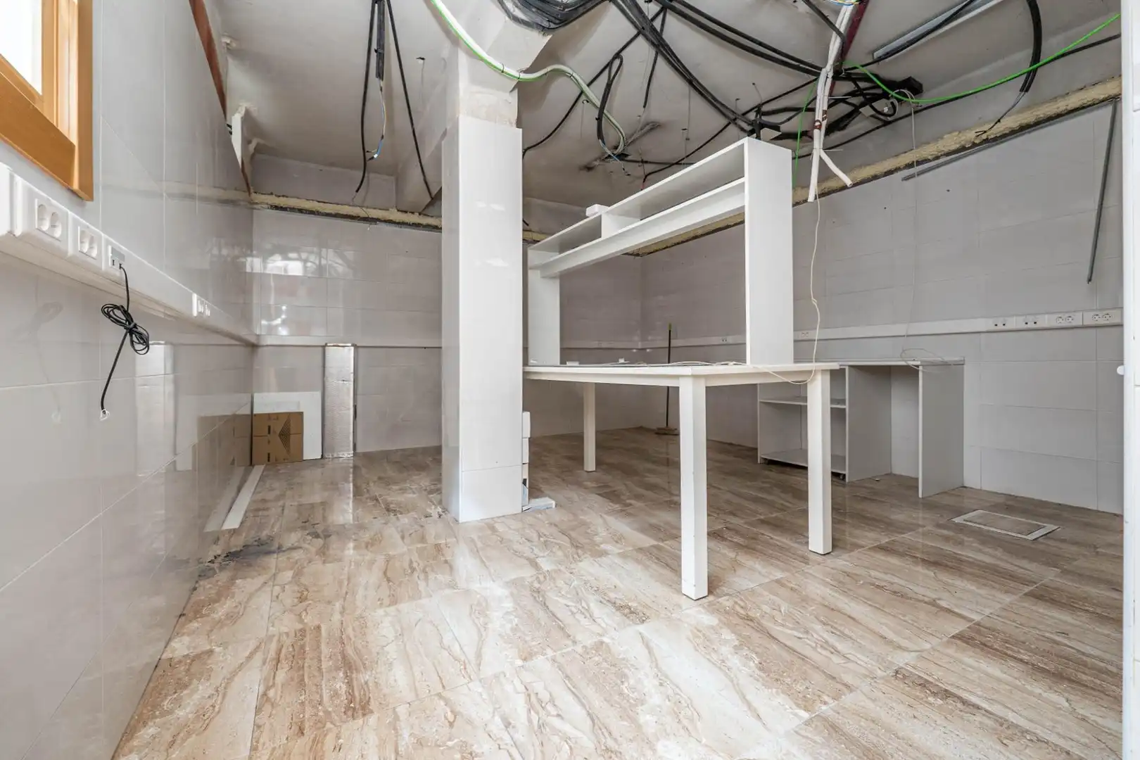 Local comercial de lloguer a Avenida del Doctor Olóriz, imagen 47