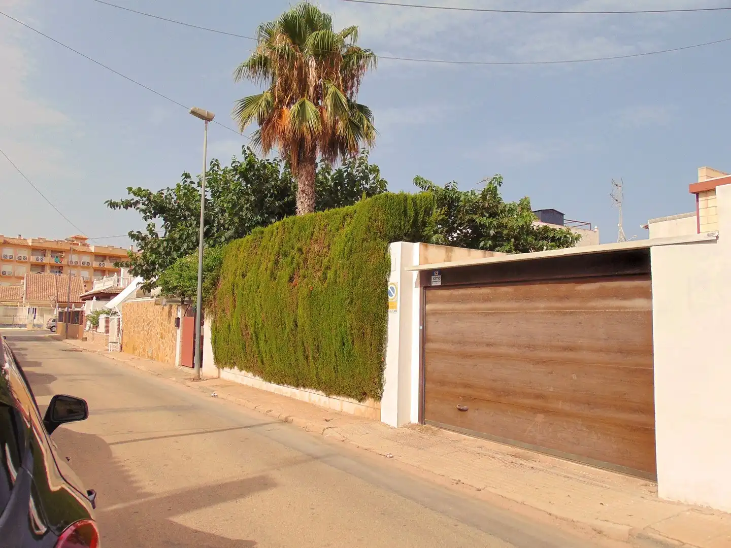 Vista exterior de Casa adosada en venda en San Pedro del Pinatar amb Aire condicionat, Calefacció i Jardí privat