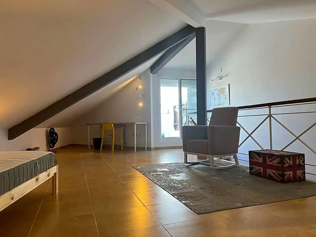 Sala d'estar de Dúplex per a compartir en Moncada amb Aire condicionat, Jardí privat i Terrassa