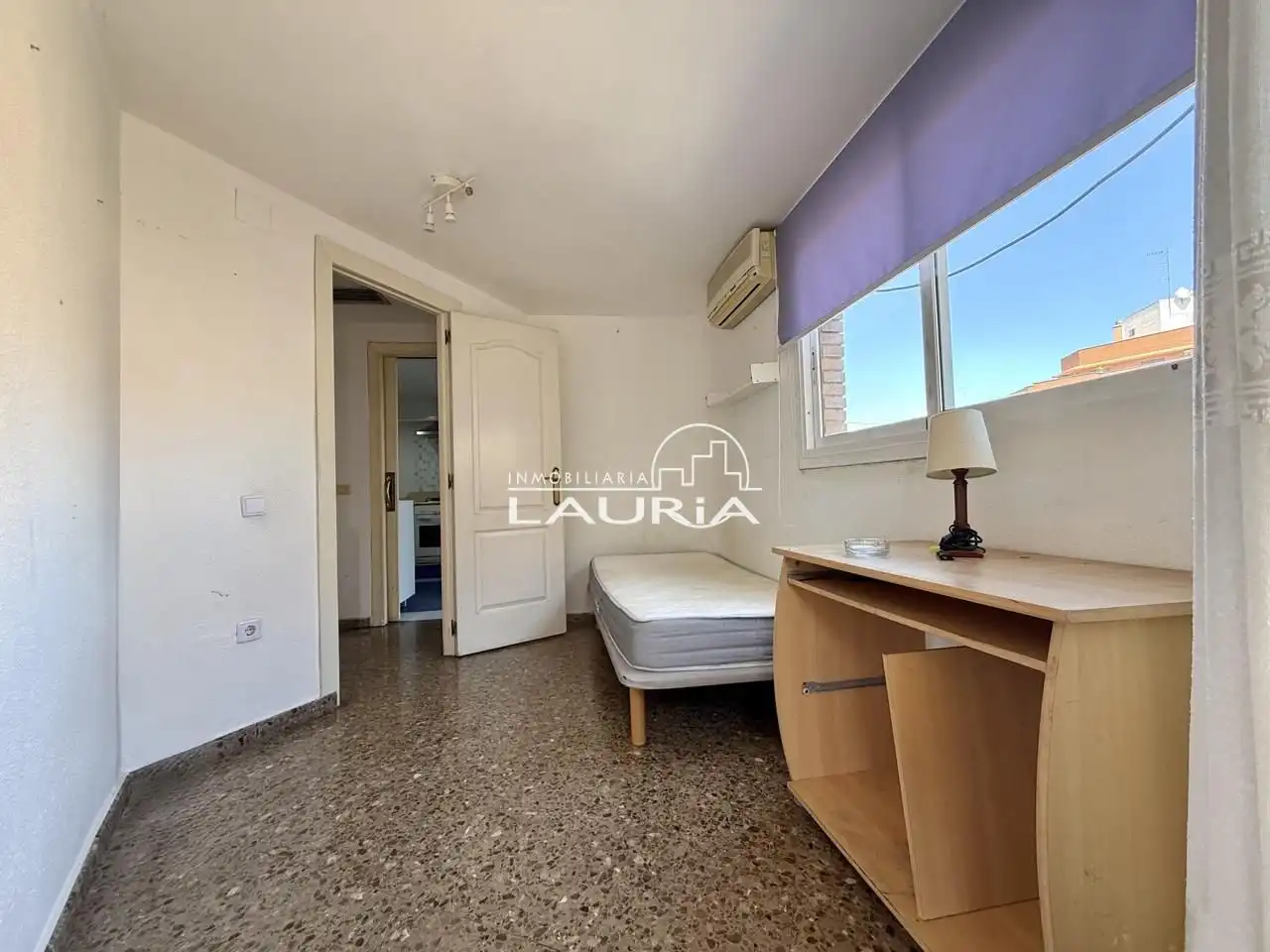 Habitación de Piso en venta en Valencia con Parquet y Balcón