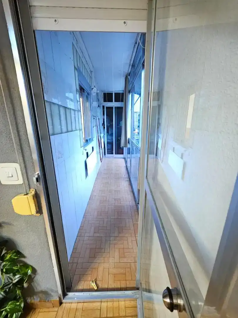 Wohnung zur Miete in Parla mit Klimaanlage, Ofen und Waschmaschine