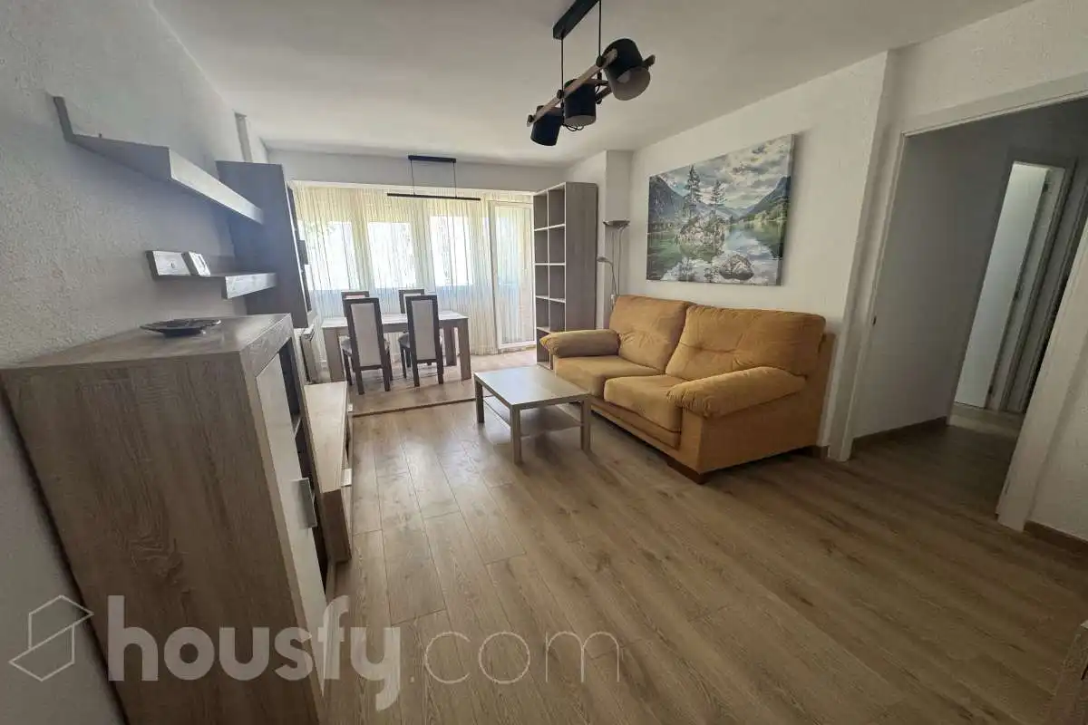 Sala de estar de Piso de alquiler en Móstoles con Parquet y Amueblado