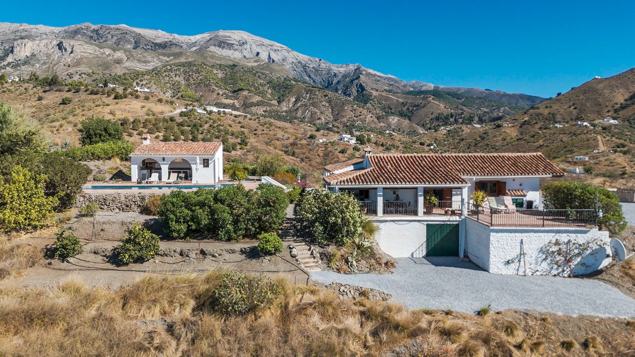 Exterior view of House or chalet for sale in Canillas de Aceituno  with Air Conditioner, Terrace and Swimming Pool