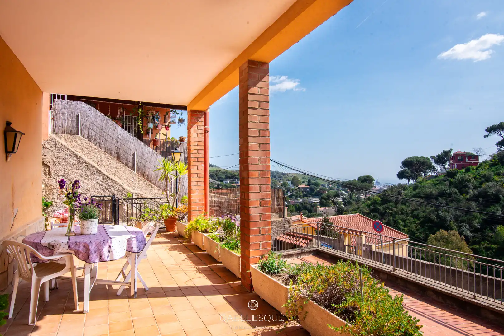 Terraza de Casa o chalet en venta en Barcelona con Calefacción, Jardín privado y Terraza