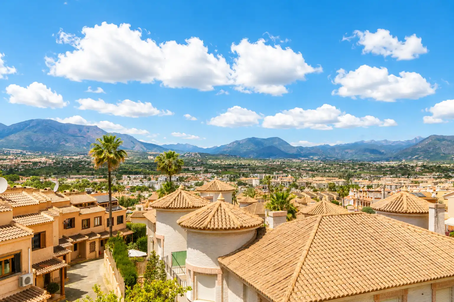 Vista exterior de Casa o chalet en venta en L'Alfàs del Pi