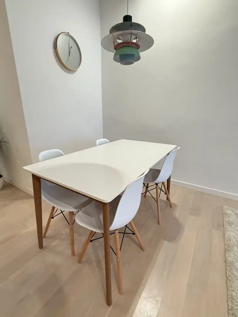 Comedor de Piso en venta en Bilbao  con Calefacción, Terraza y Amueblado