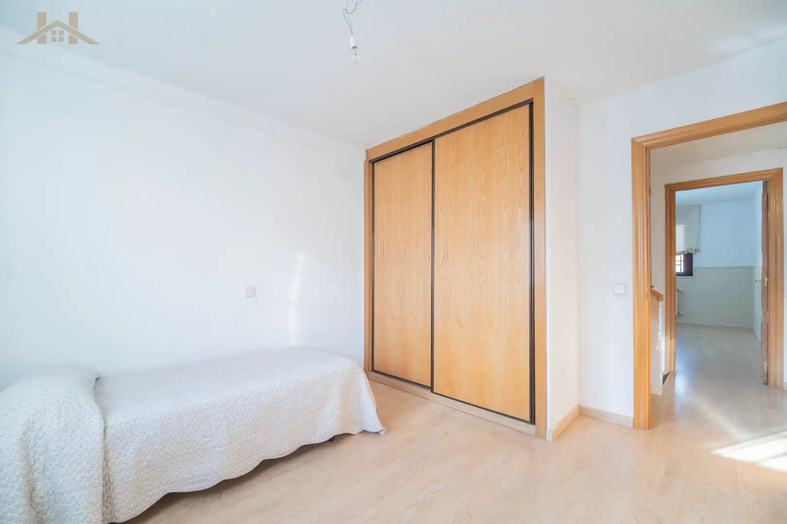 Habitación de Casa adosada en venta en Valdemoro con Jardín privado y Piscina comunitaria