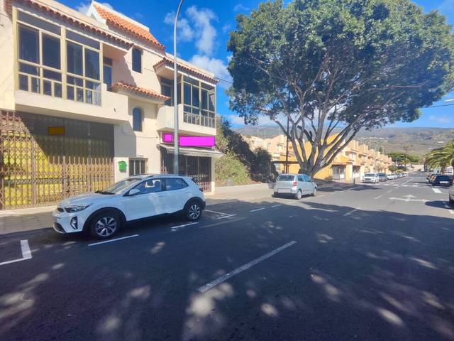 Local comercial en Alquiler en Guía de Isora interior