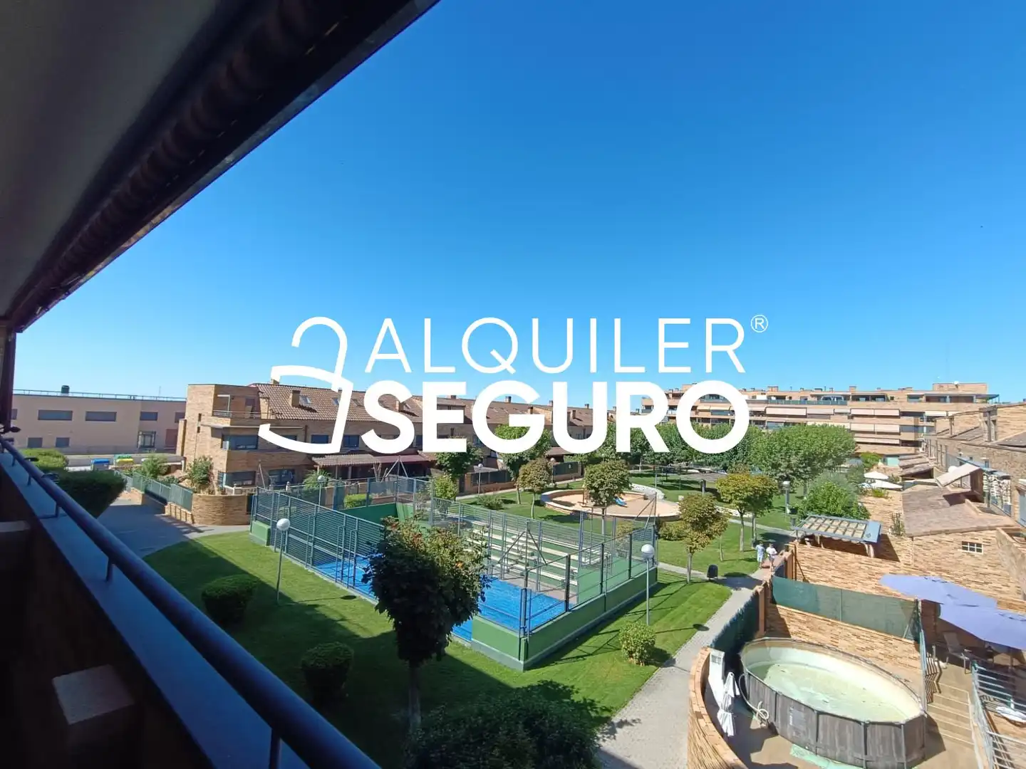 Exterior view of Flat for rent in Parla  with Air Conditioner, Heating and Terrace