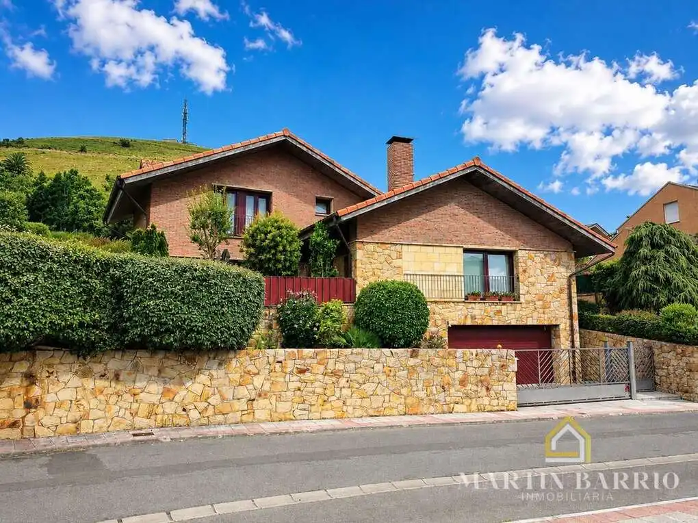 Vista exterior de Casa o chalet en venta en Muskiz con Aire acondicionado, Calefacción y Jardín privado