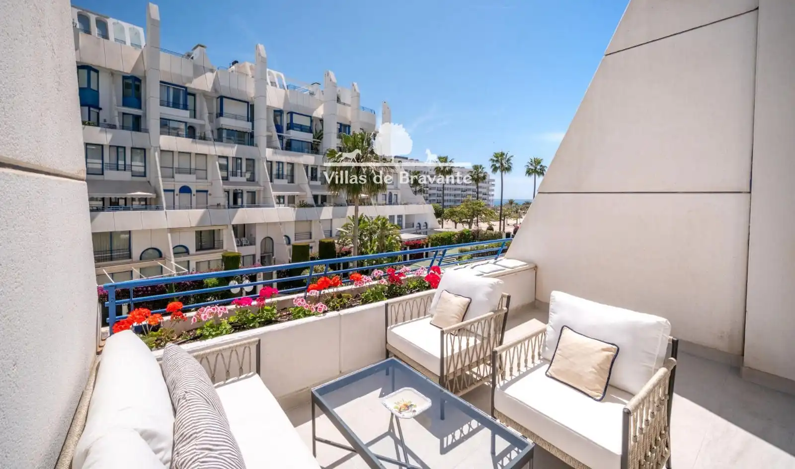 Terraza de Dúplex en venta en Marbella con Aire acondicionado, Calefacción y Parquet