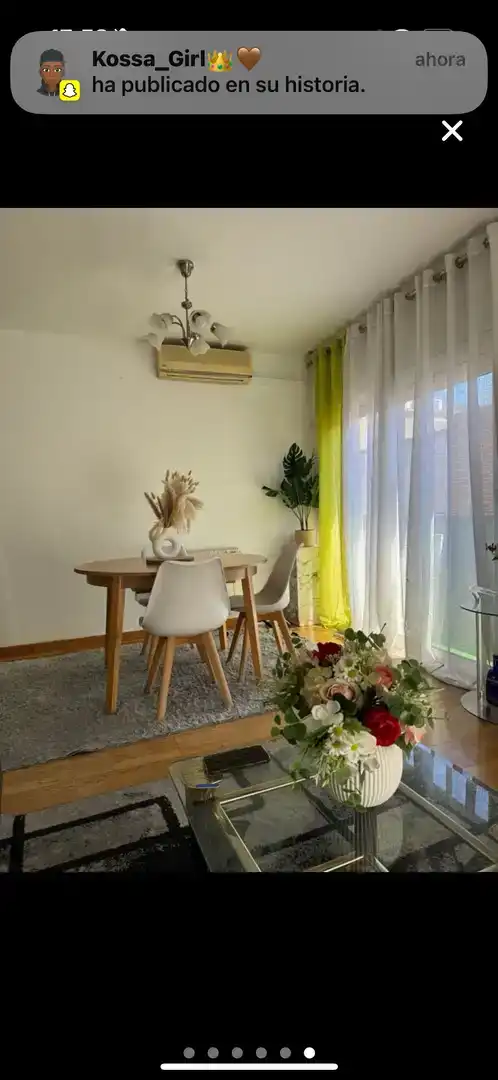 Menjador de Pis per a compartir en Rubí amb Parquet, Moblat i Balcó
