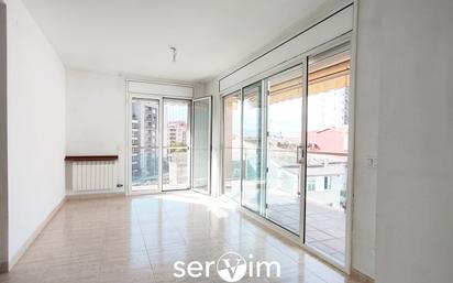 Living room of Duplex for sale in Girona Capital  with Air Conditioner and Terrace