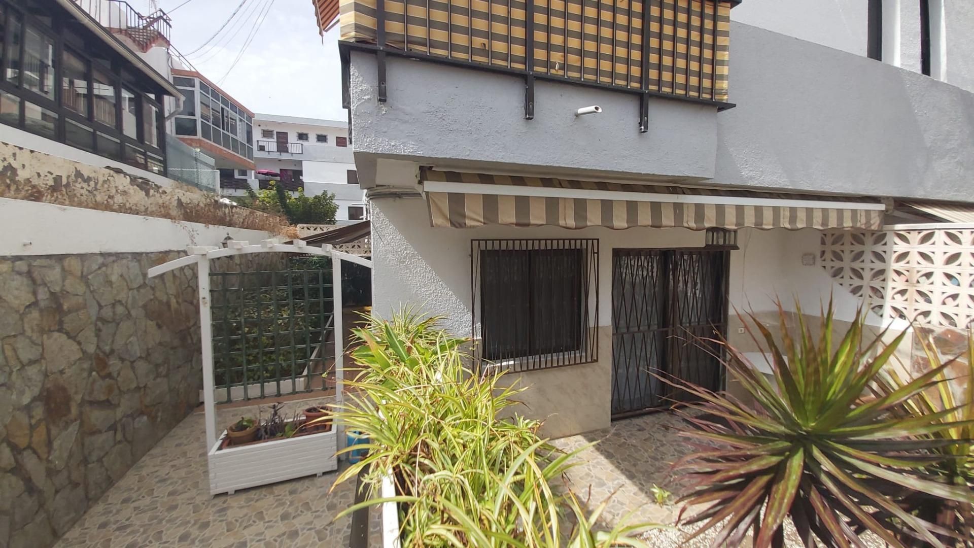 Vista exterior de Planta baixa en venda en Puerto de la Cruz amb Terrassa