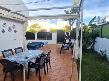 Casa con jardín en venta en El Portil
