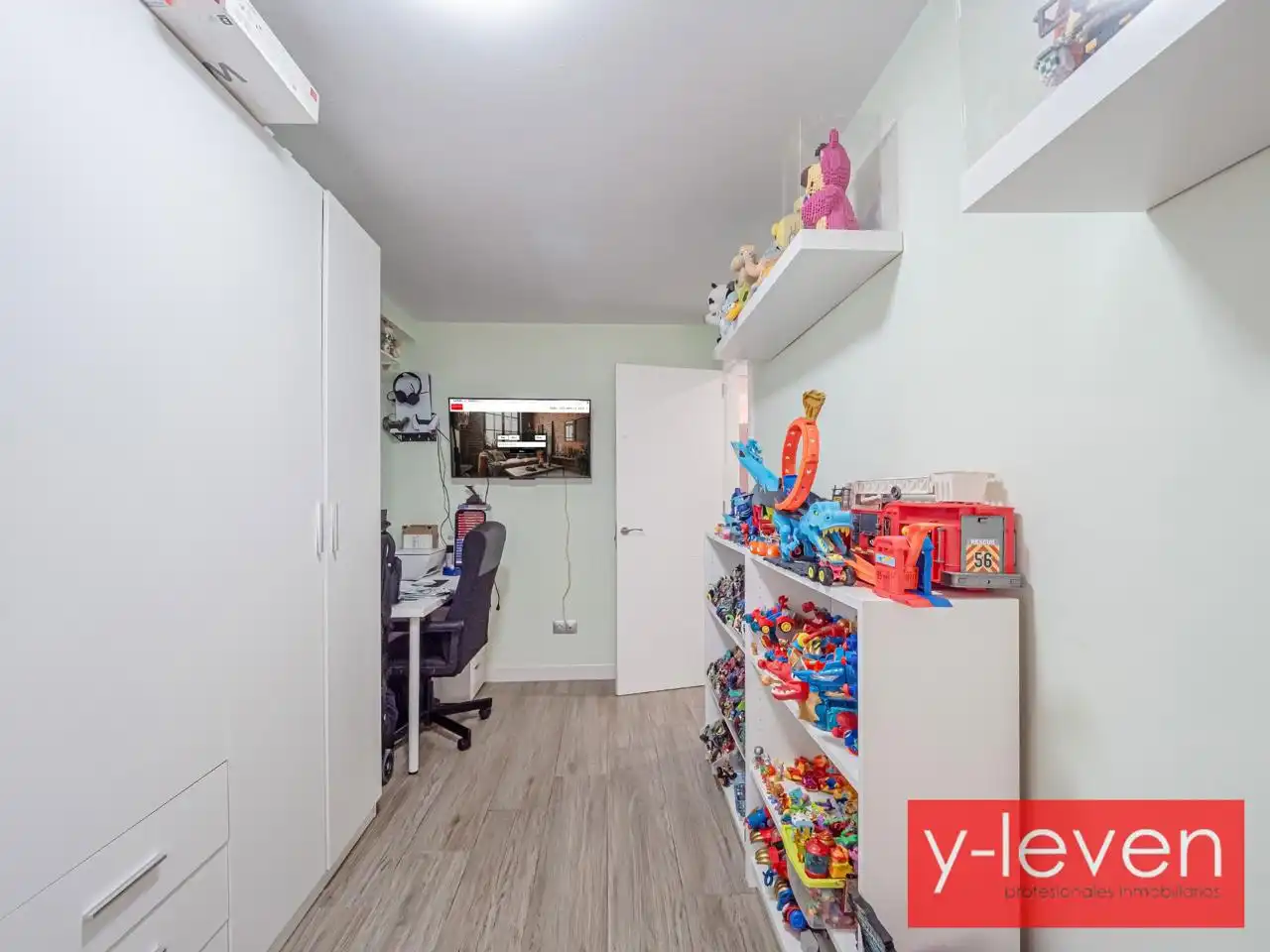 Flat for sale in Málaga  with Air Conditioner