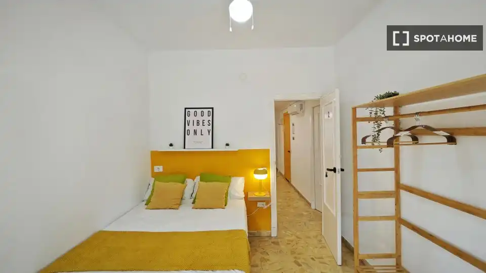 Bedroom of Flat for rent in Cartagena  with Air Conditioner, Heating and Furnished