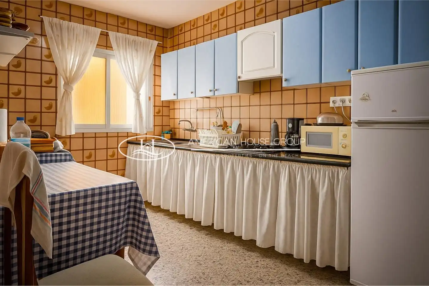 Cuina de Casa o xalet en venda en Chiclana de la Frontera amb Aire condicionat, Jardí privat i Terrassa