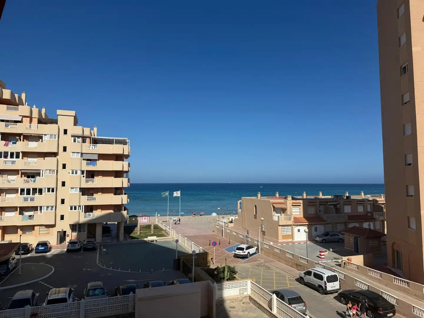 Vista exterior de Piso en venta en La Manga del Mar Menor con Terraza