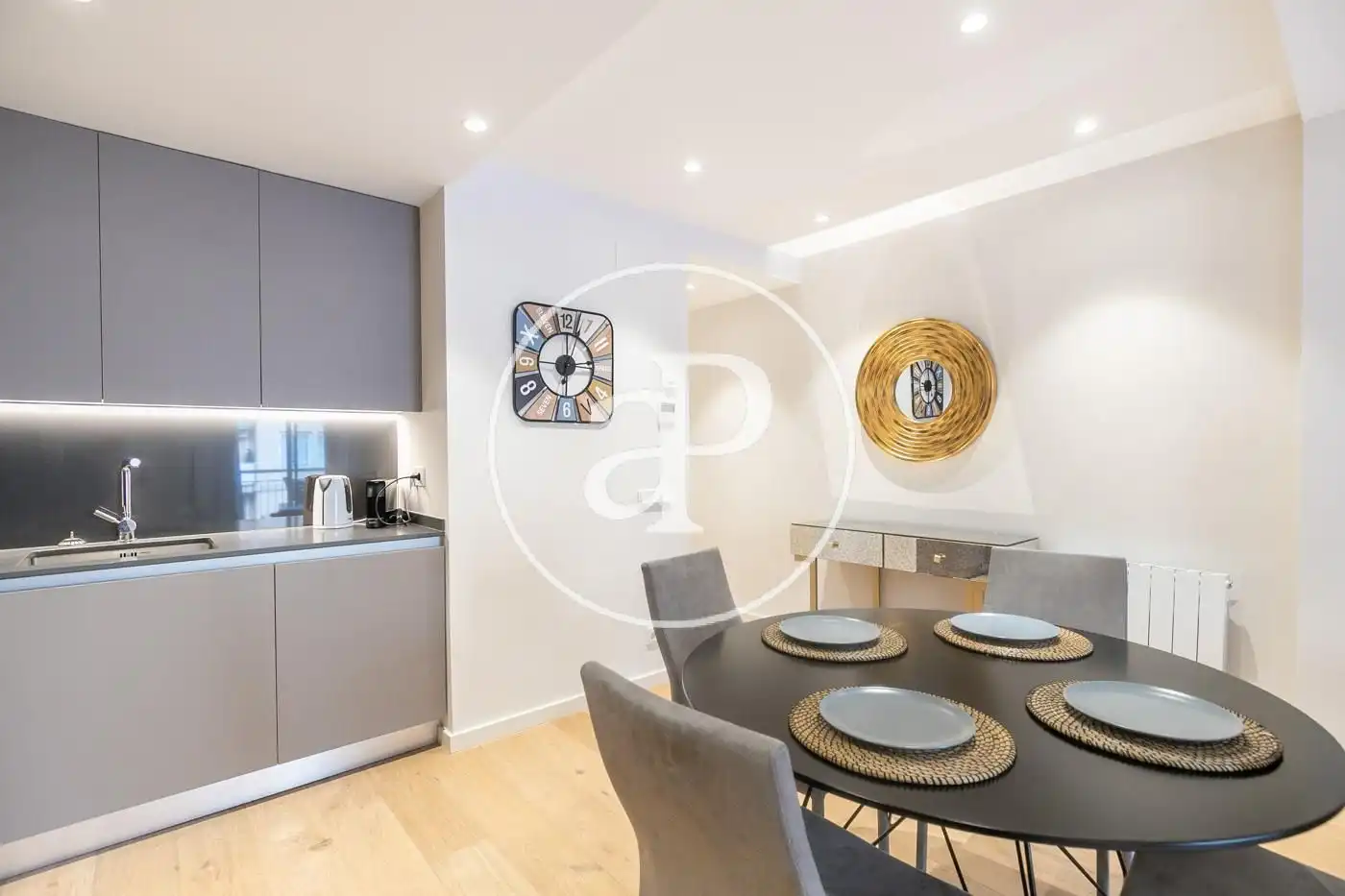 Flat for rent in Corsega, La Nova Esquerra de l'Eixample