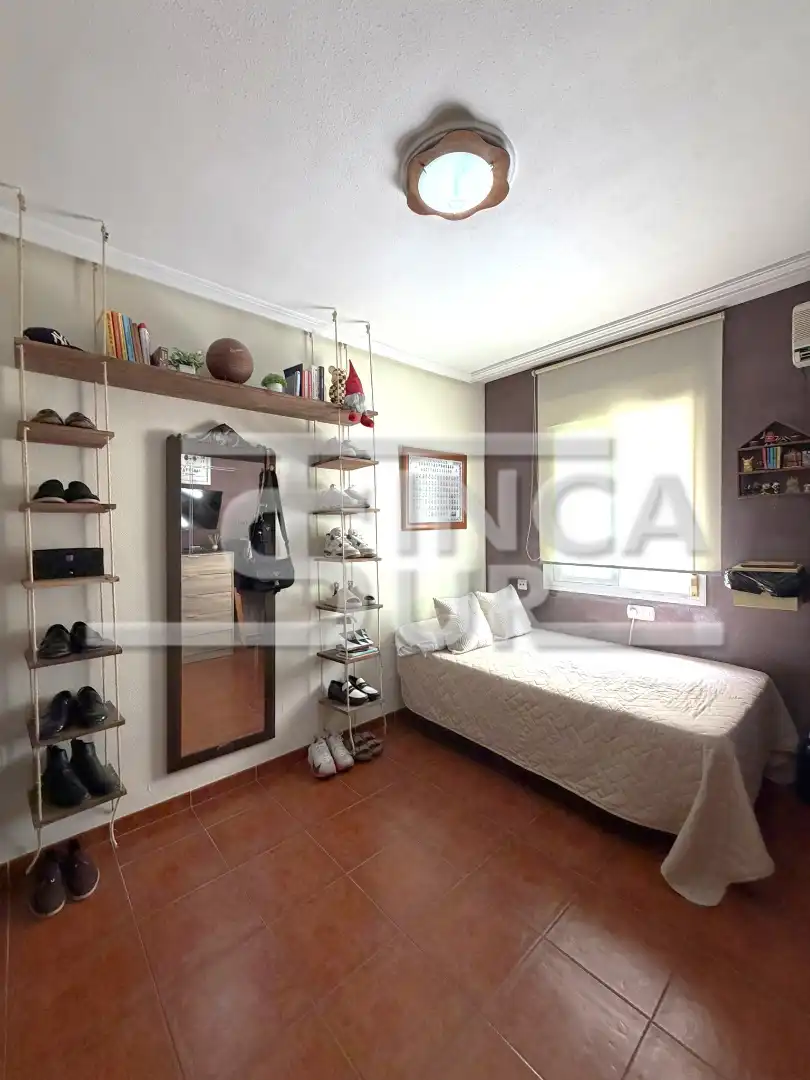 Habitación de Casa adosada en venta en Roquetas de Mar con Aire acondicionado, Calefacción y Terraza