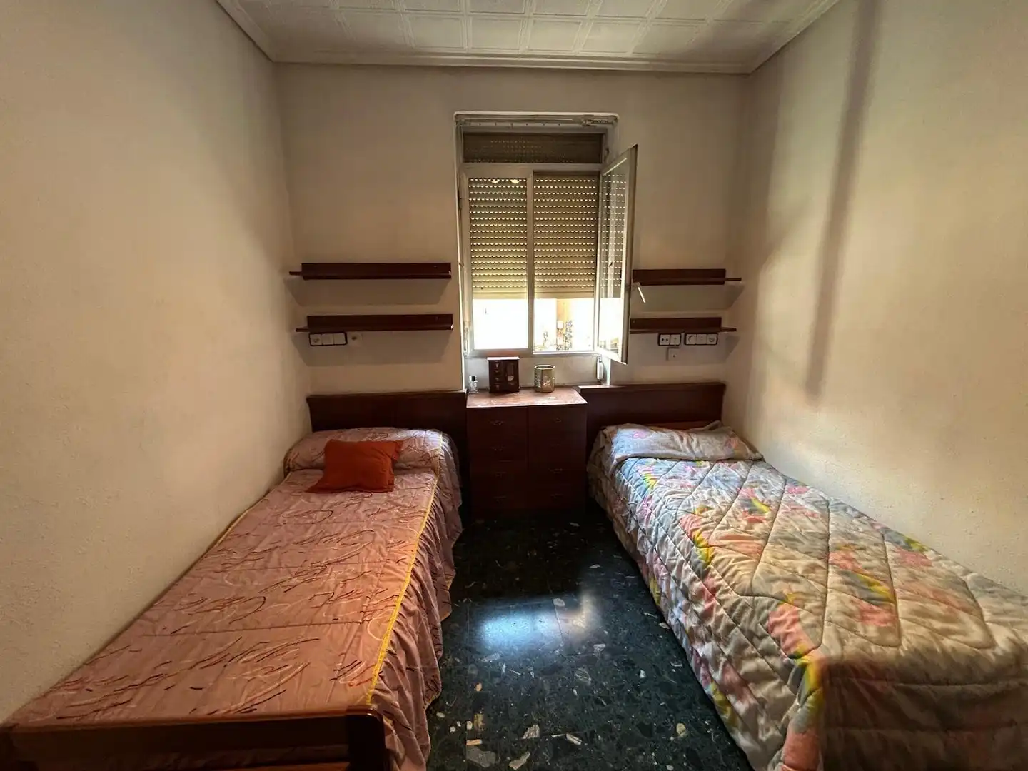 Bedroom of Flat for sale in Valencia  with Air Conditioner, Terrace and Balcony