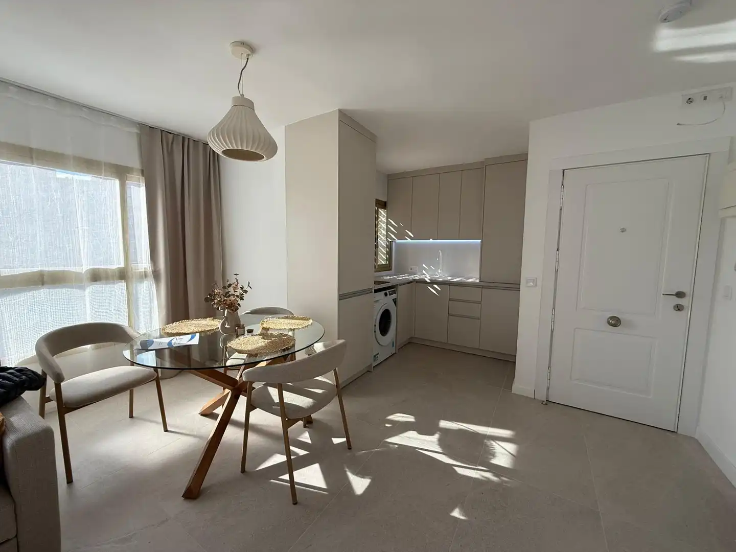 Cocina de Apartamento en venta en Benidorm con Aire acondicionado, Terraza y Amueblado