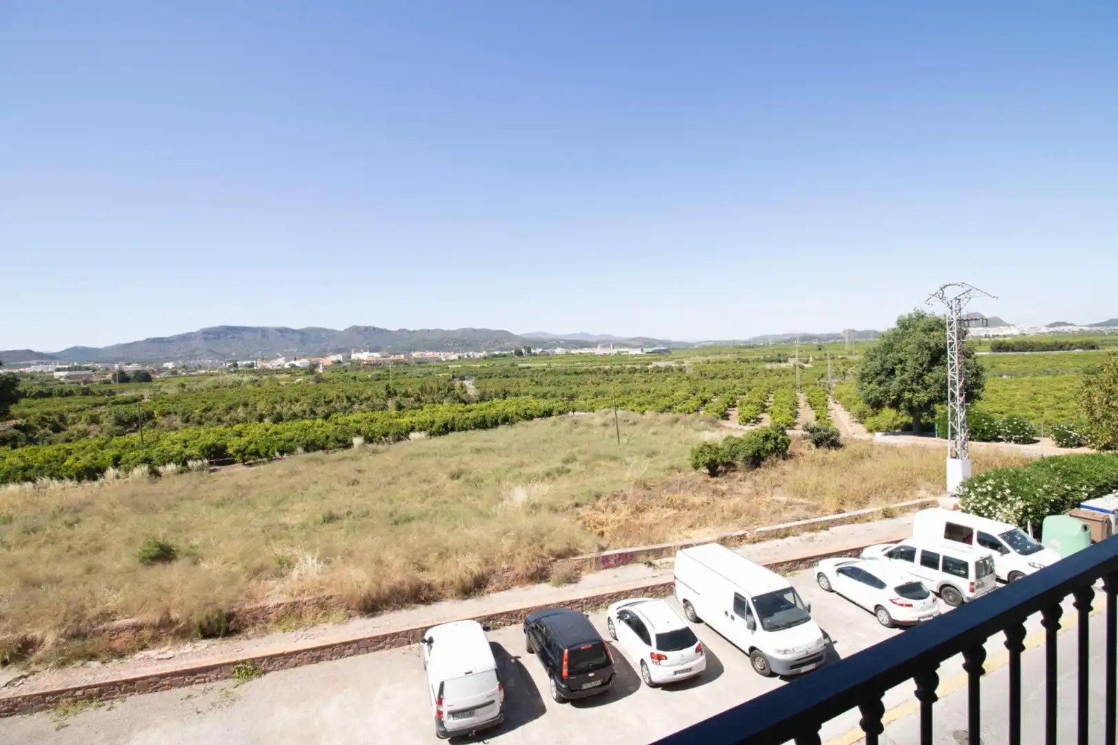 Parking of Flat for sale in Faura  with Air Conditioner and Heating