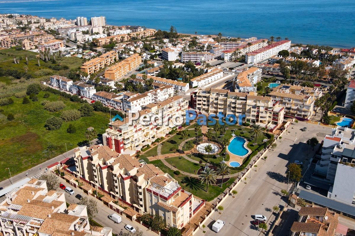 Vista exterior de Apartamento en venta en Dénia con Aire acondicionado, Calefacción y Jardín privado