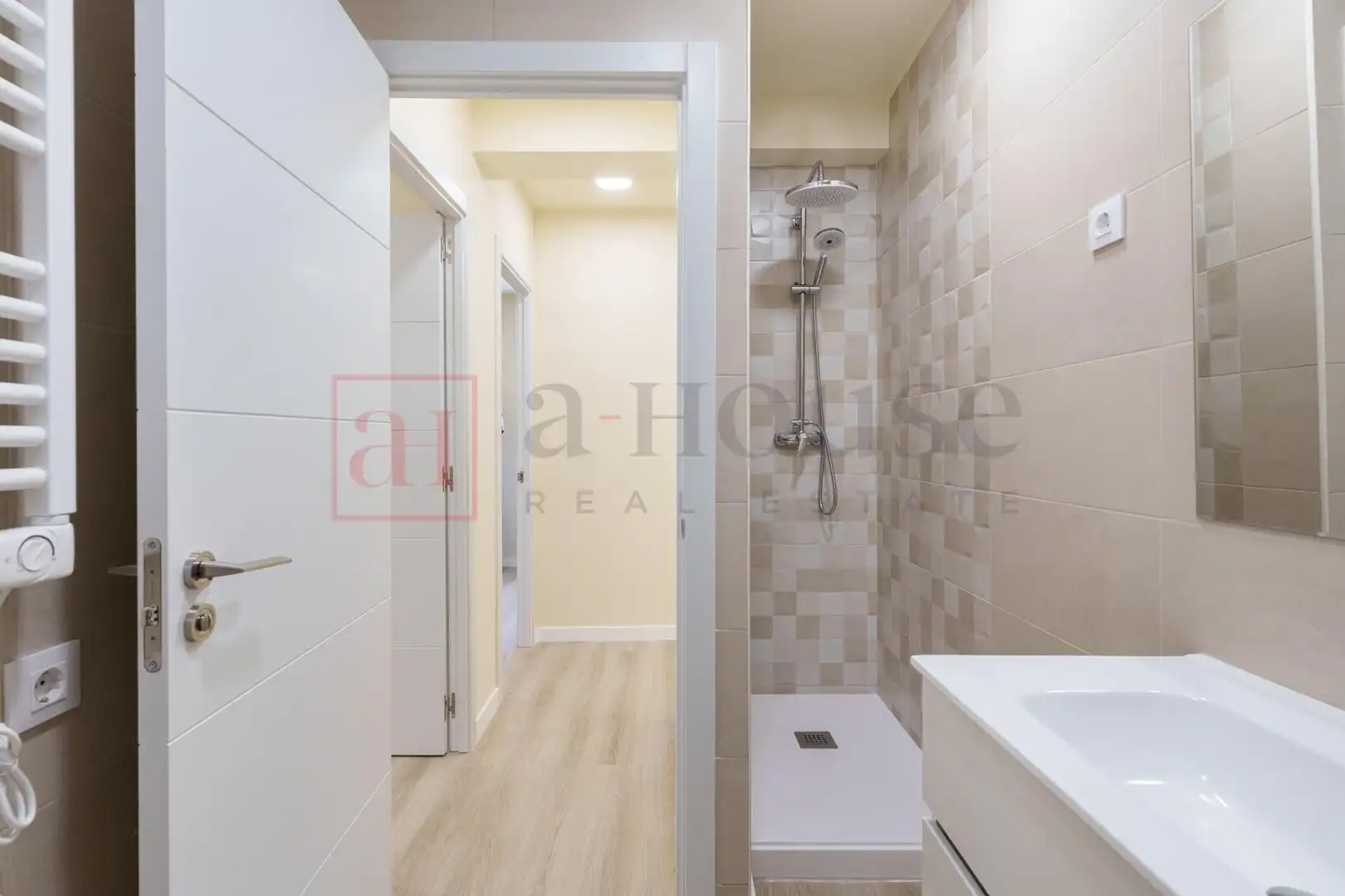 Bany de Pis en venda en Madrid amb Aire condicionat i Calefacció