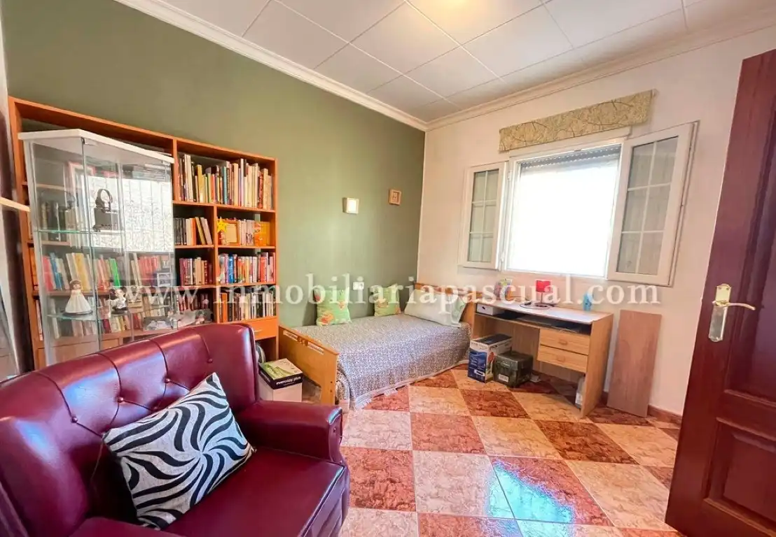 Habitación de Casa o chalet en venta en Beniarrés