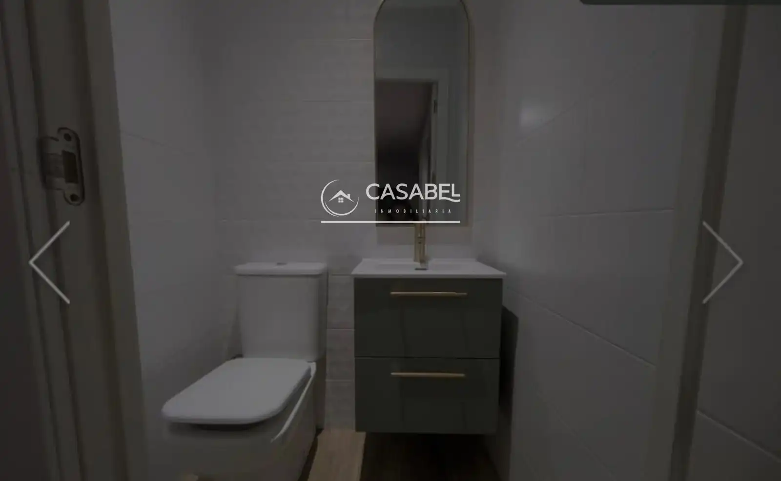 Bany de Casa o xalet en venda en Córdoba amb Aire condicionat, Terrassa i Traster