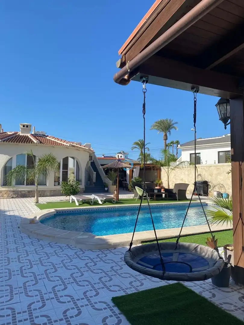 Casa con piscina en venta en Calle Barranco, imagen 7