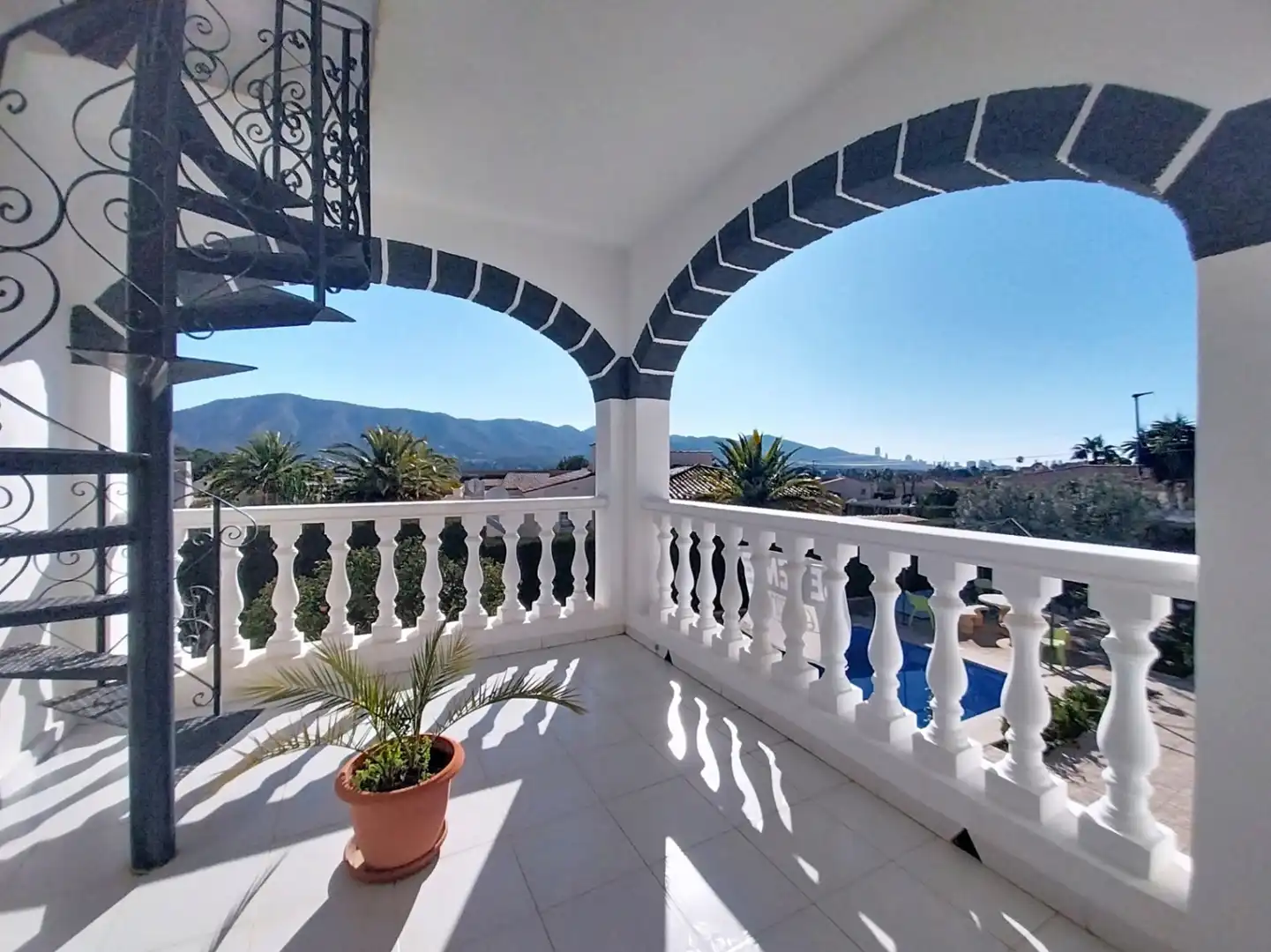 Terrace of Houses for sale in L'Alfàs del Pi  with Air Conditioner, Heating and Private garden