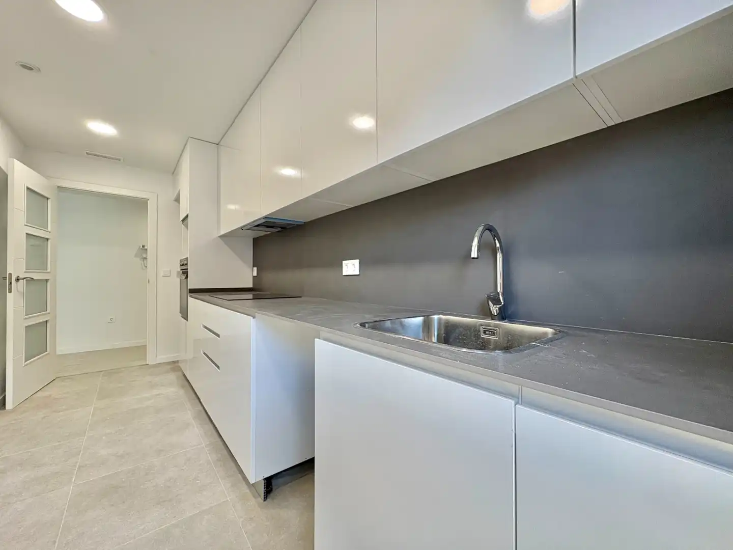 Cocina de Piso de alquiler en Paiporta con Aire acondicionado, Trastero y Horno