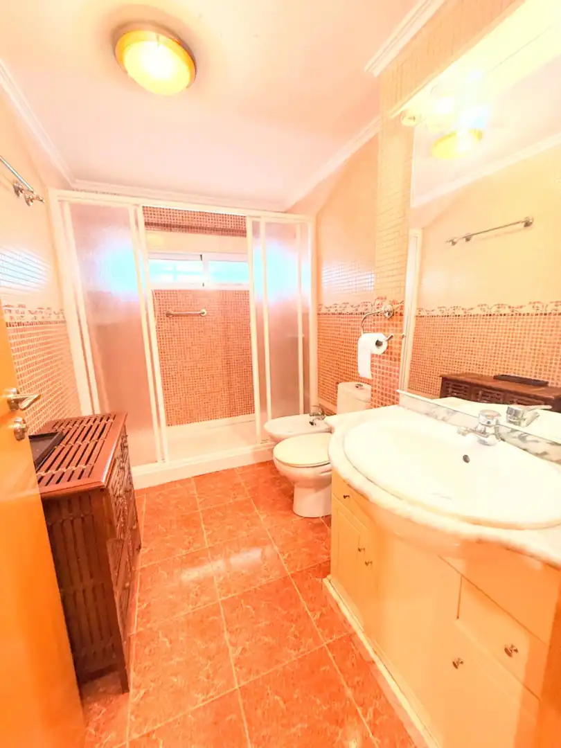Bathroom of Apartments for sale in Cullera