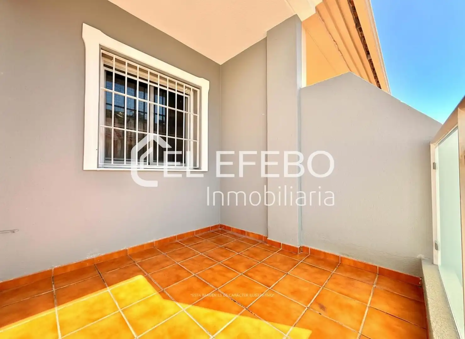 Vista exterior de Casa adosada en venta en Antequera con Aire acondicionado, Calefacción y Parquet