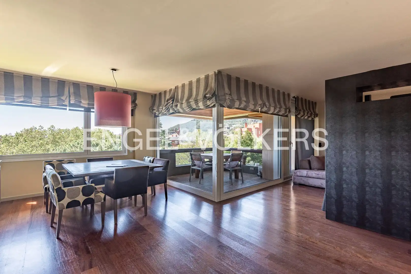 Comedor de Apartamento de alquiler en Barcelona con Calefacción, Parquet y Terraza