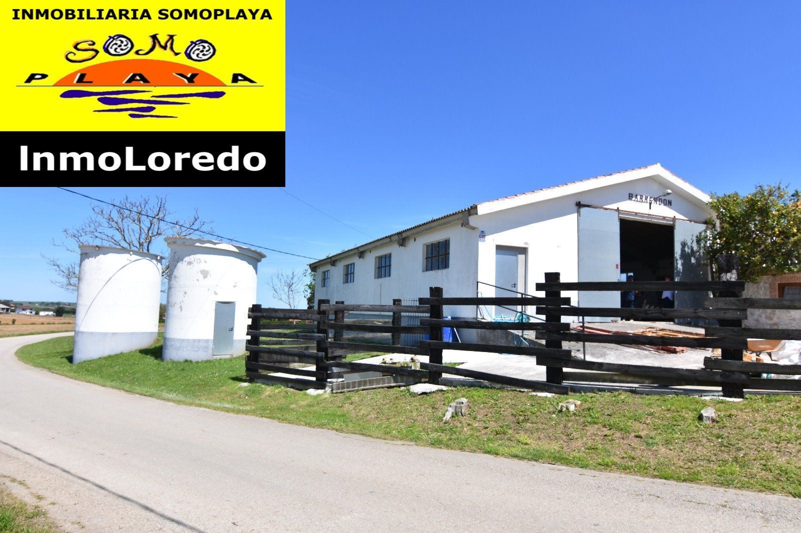 Vista exterior de Nau industrial de lloguer en Ribamontán al Mar