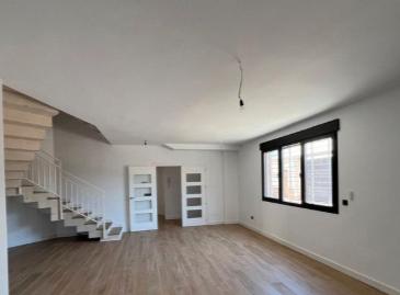 Foto 2 de Casa adosada en venda a Calle la Libertad, Miguelturra, Ciudad Real