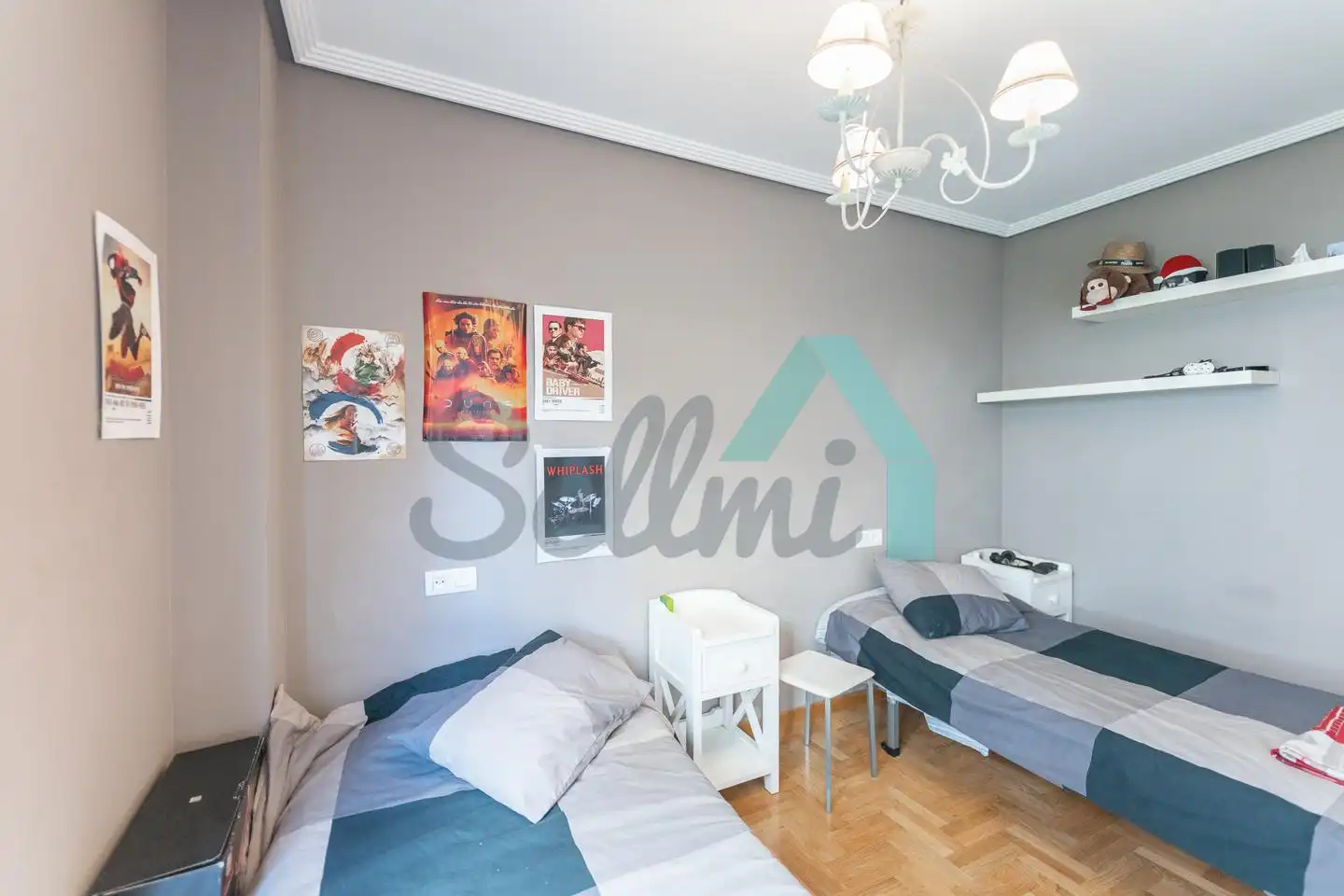 Habitación de Piso en venta en Oviedo  con Calefacción, Parquet y Trastero