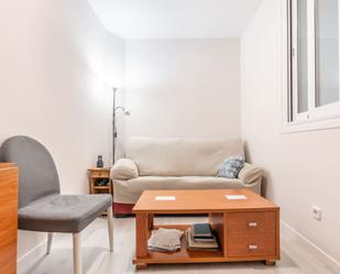 Bedroom of Flat for sale in  Madrid Capital