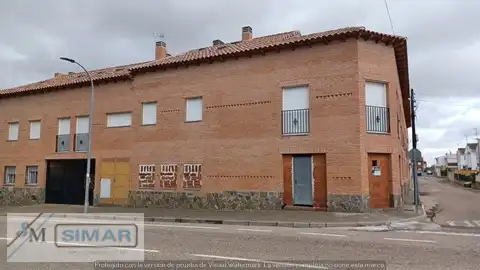 Vista exterior de Local en venta en Novés