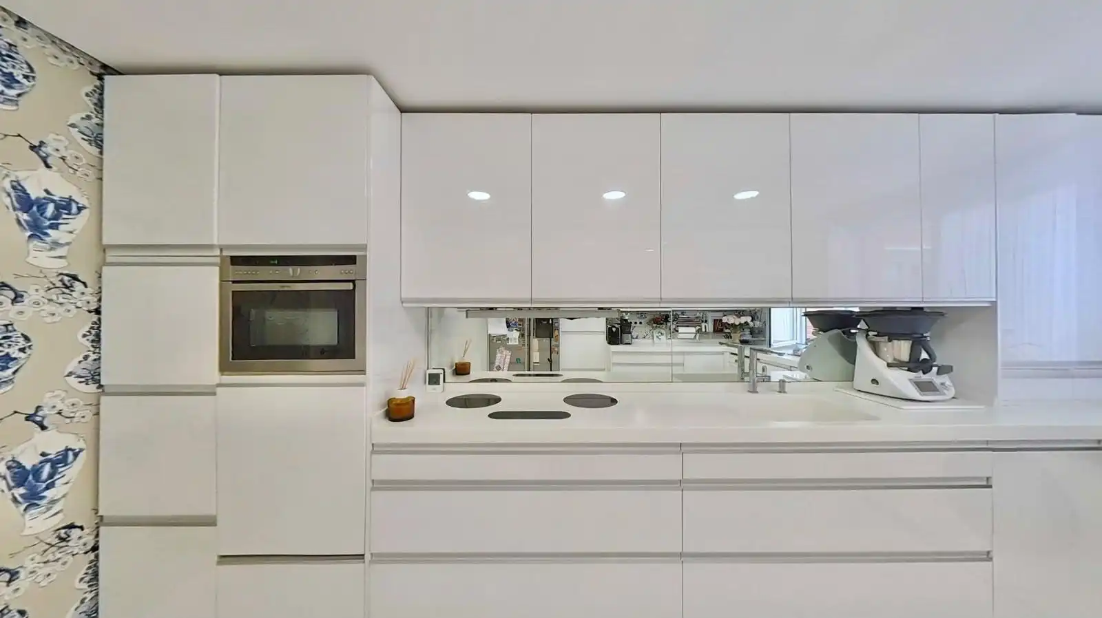 Cocina de Apartamento en venta en Boadilla del Monte con Aire acondicionado, Calefacción y Jardín privado