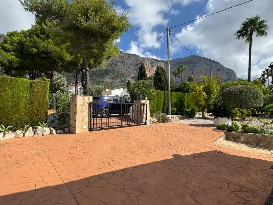 Vista exterior de Casa o chalet en venta en Montgó - Ermita
