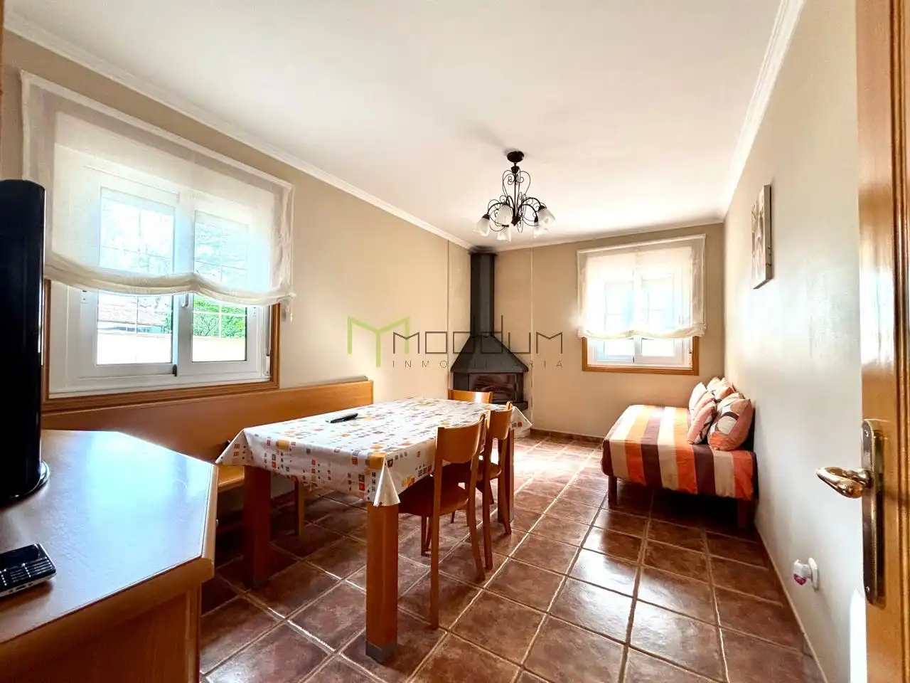 Sala de estar de Casa o chalet en venta en Ames con Calefacción, Jardín privado y Parquet
