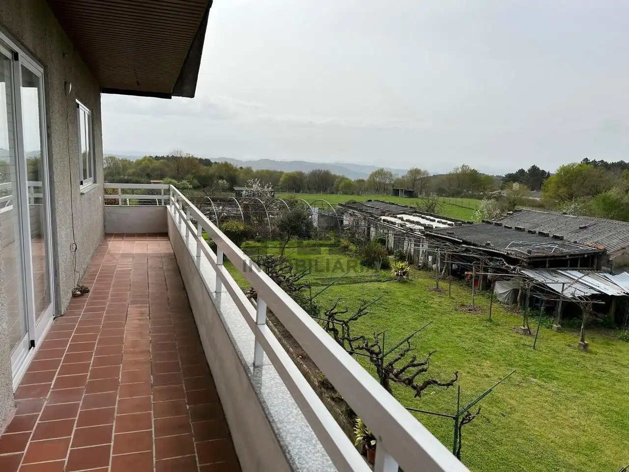 Xalet amb piscina en venda a Coles